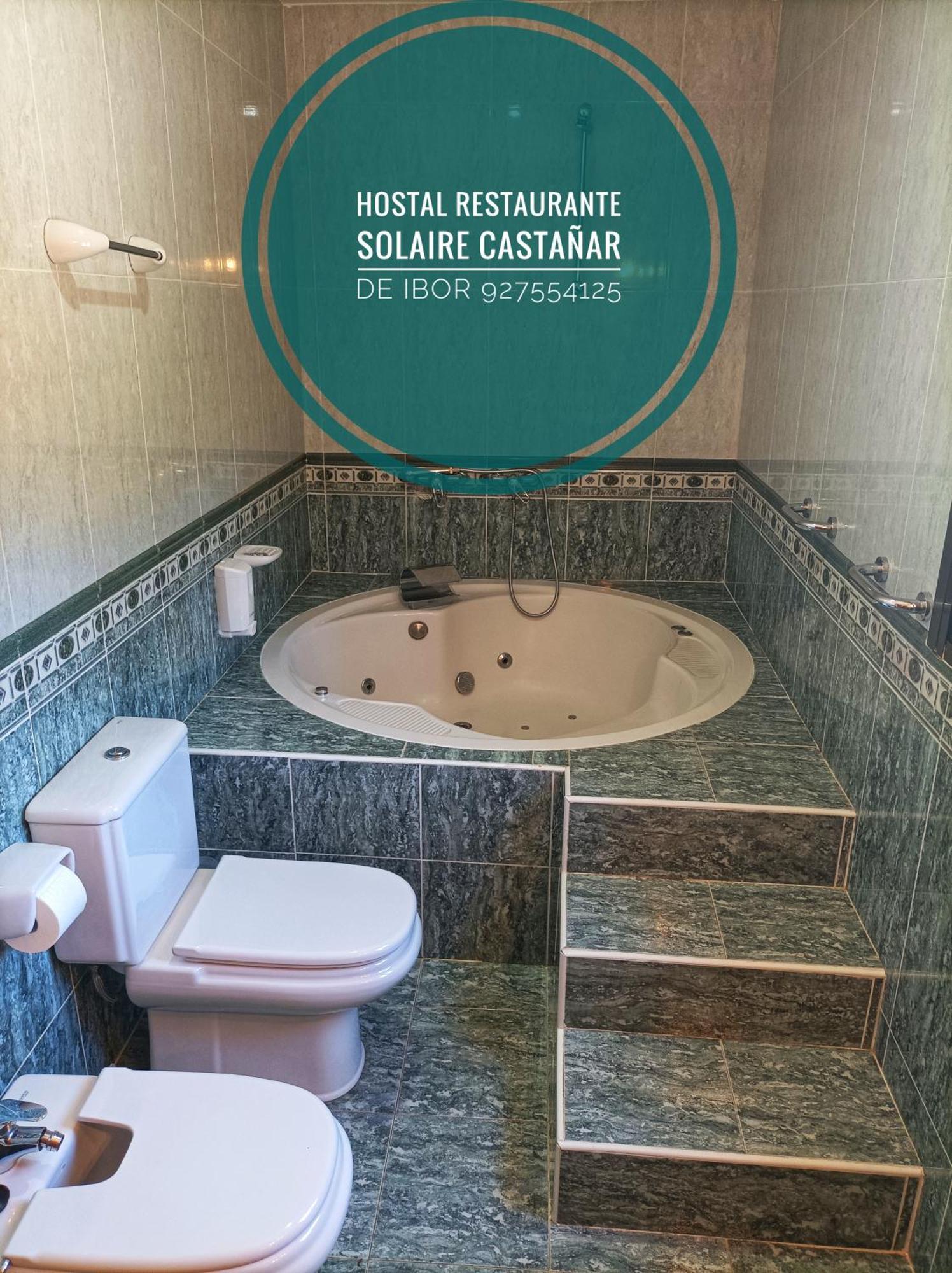 Hostal Restaurante Solaire Castañar de Ibor Dış mekan fotoğraf